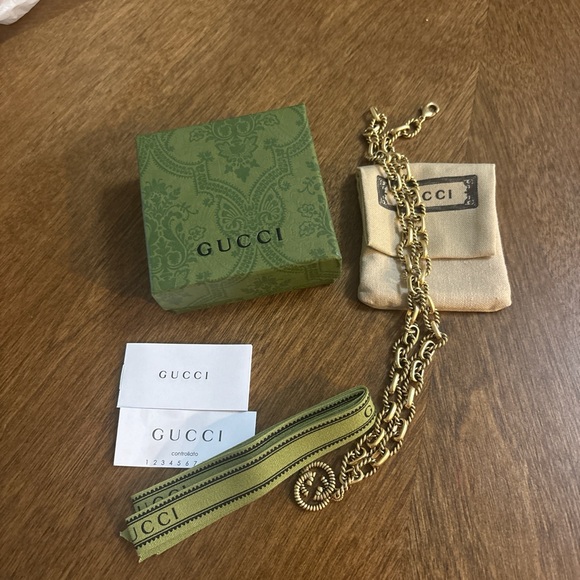 Gucci Gold Chain Belt - Picture 1 of 4